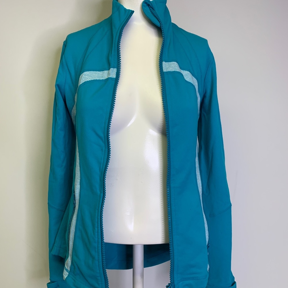 Lululemon Define Jacket Blue Surge Wee Striped 4 - Picture 2 of 9